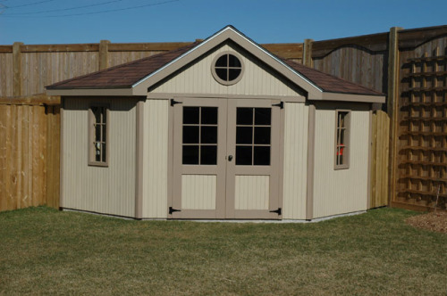 Why custom built sheds are better than prefabs |