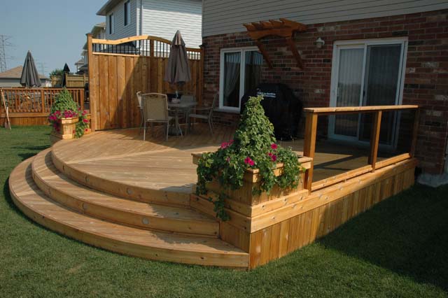Deck with Planter Boxes Ideas